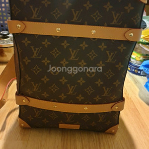 루이비통 트렁크모노그램 백팩
