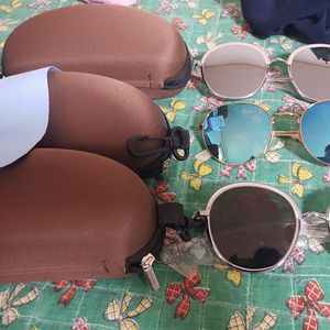 선글라스 여러개 정리중 -여성용선글라스/남성용선글라스 - 마스카,그라픽플라스틱 3개일괄 택포10만