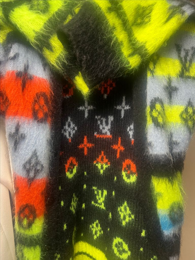 루이비통 모노그램 모헤어 2xl 가디건 백화점 사이즈 56 이미지