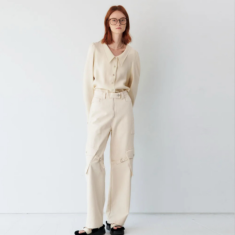 마론에디션 앤틱 크림 로우넥 블라우스 이미지