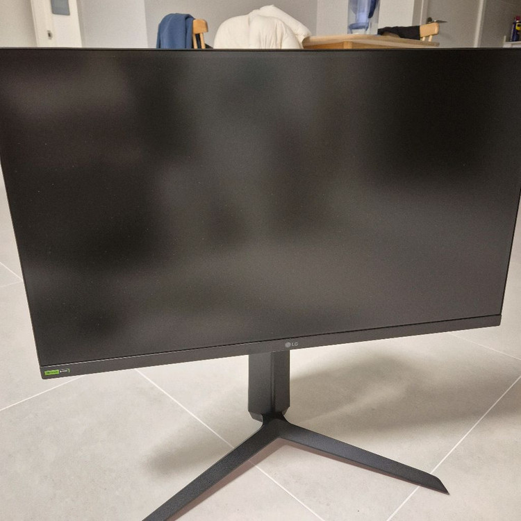 LG 울트라기어 27인치 FHD 240hz 게이밍용 모니터 27GP750 풀박--1