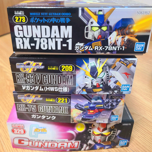 건담 SD 미개봉 일관 판매 합니다.