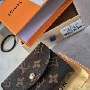 모노그램 반지갑