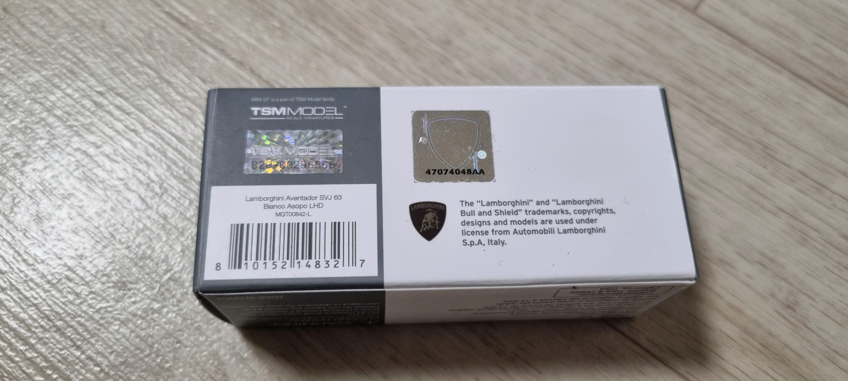 미니지티 람보르기니 아벤타도르 SVJ 63--5