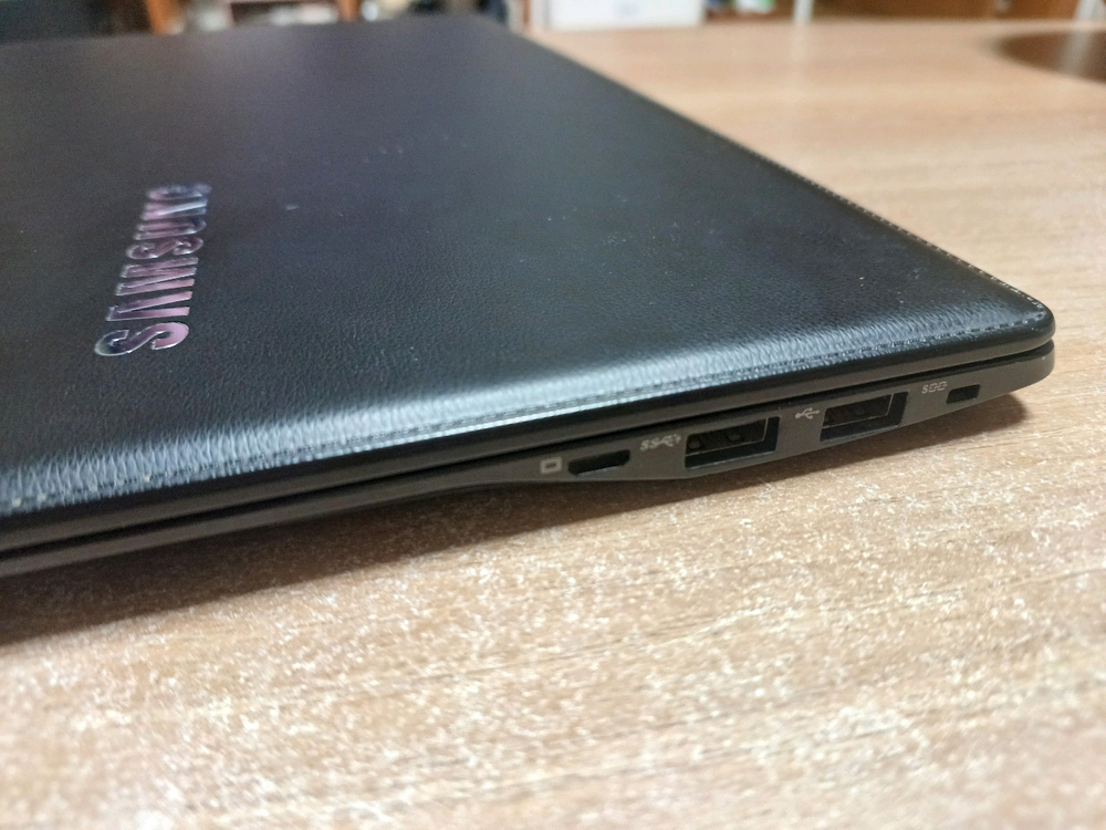 삼성 아티브북 i5 NT910S5J-K58 노트북 부품용--5