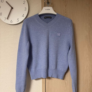 아크네 여성니트 xs