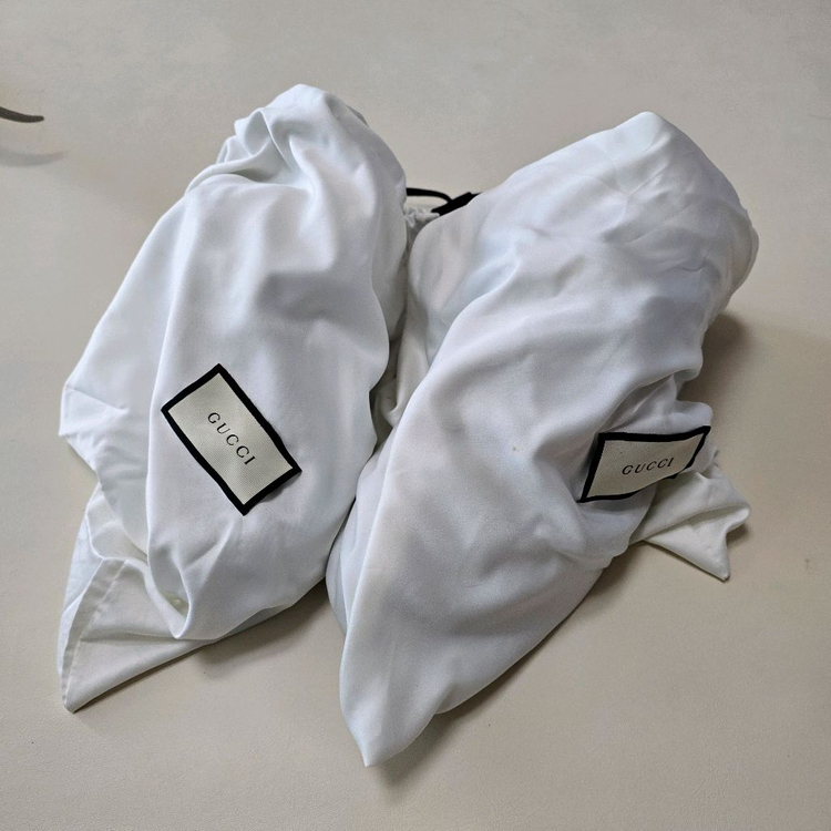 19ss 구찌 크리스탈 프래시트렉 스니커즈(280) 팝니다. 이미지