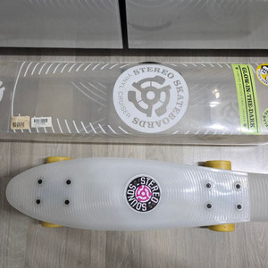 스테레오 바이닐 크루저 스케이트보드 판매합니다 Stereo Vinyl Cruiser