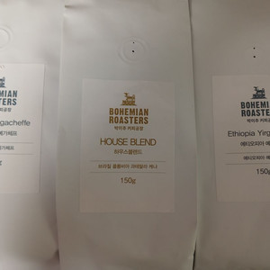보헤미안 강릉 박이추 로스터리 홀빈 원두커피 150g*3개(택포2.9)