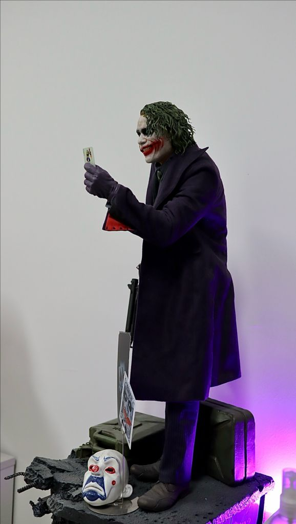 블리츠웨이 1/3 다크나이트 조커 스태츄--5