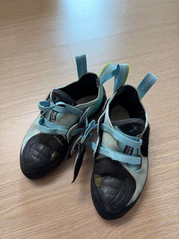 테나야 인달로 암벽화--1