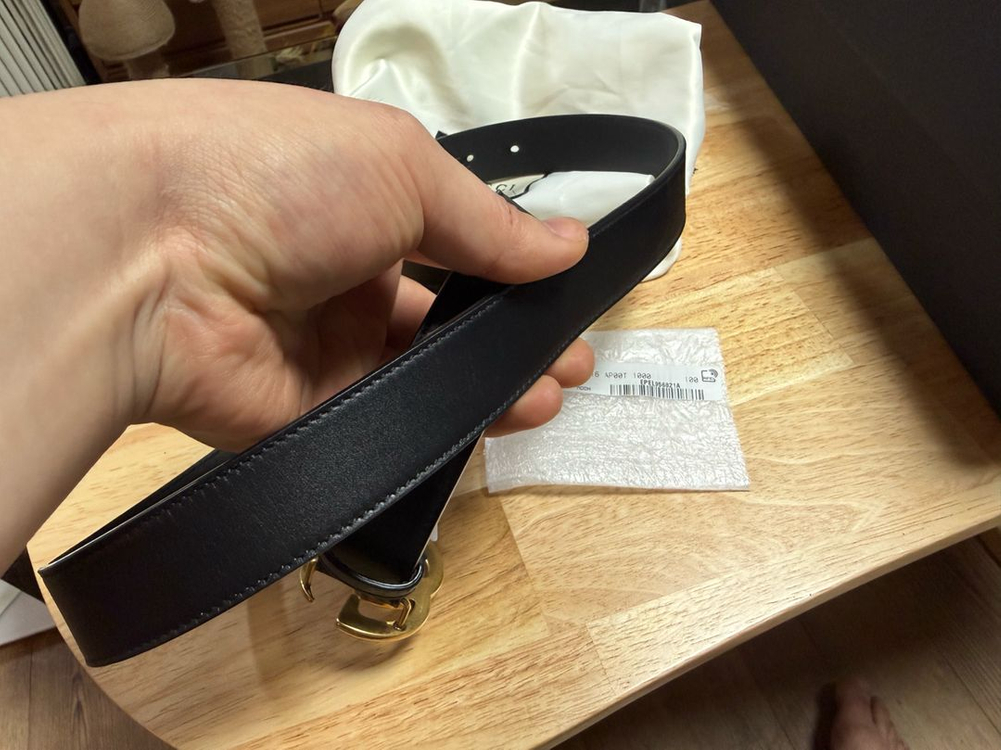 구찌 마몽 마몬트 씬 벨트 100 40 사이즈 공홈판 거의새거 판매합니다--6