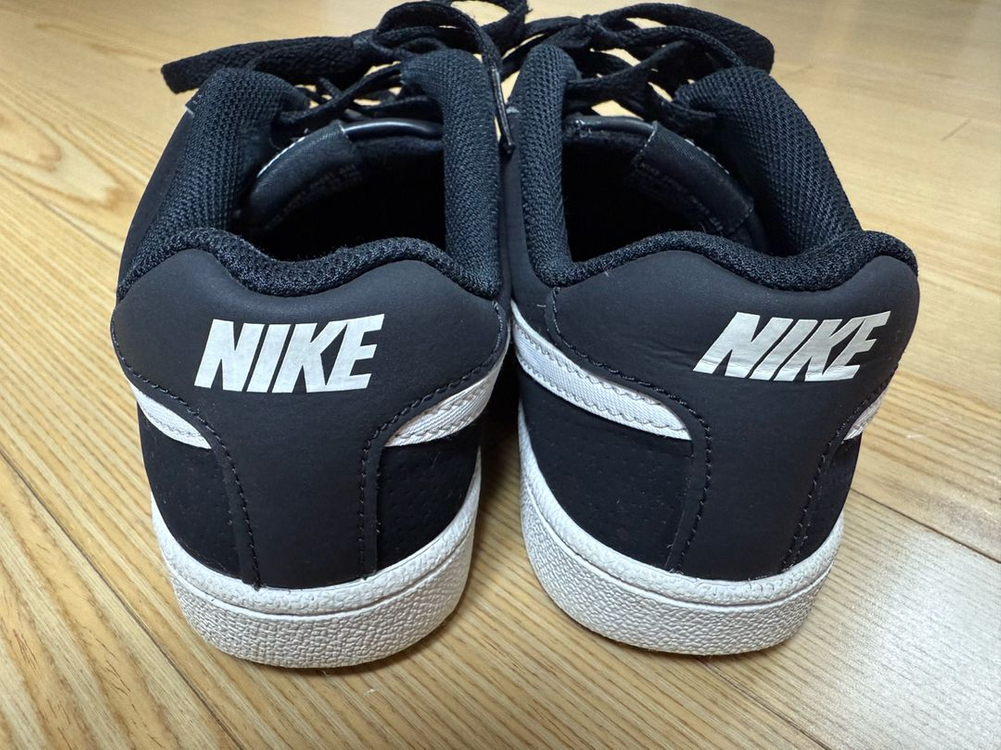 나이키 코트 로얄 240mm--2