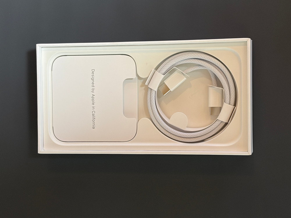 아이폰 15프로 512GB 자급제(블랙/리퍼)--2