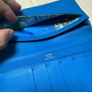 에르메스 시티즌 정품 가죽장지갑 한정판 퍼플블루 구입330만원