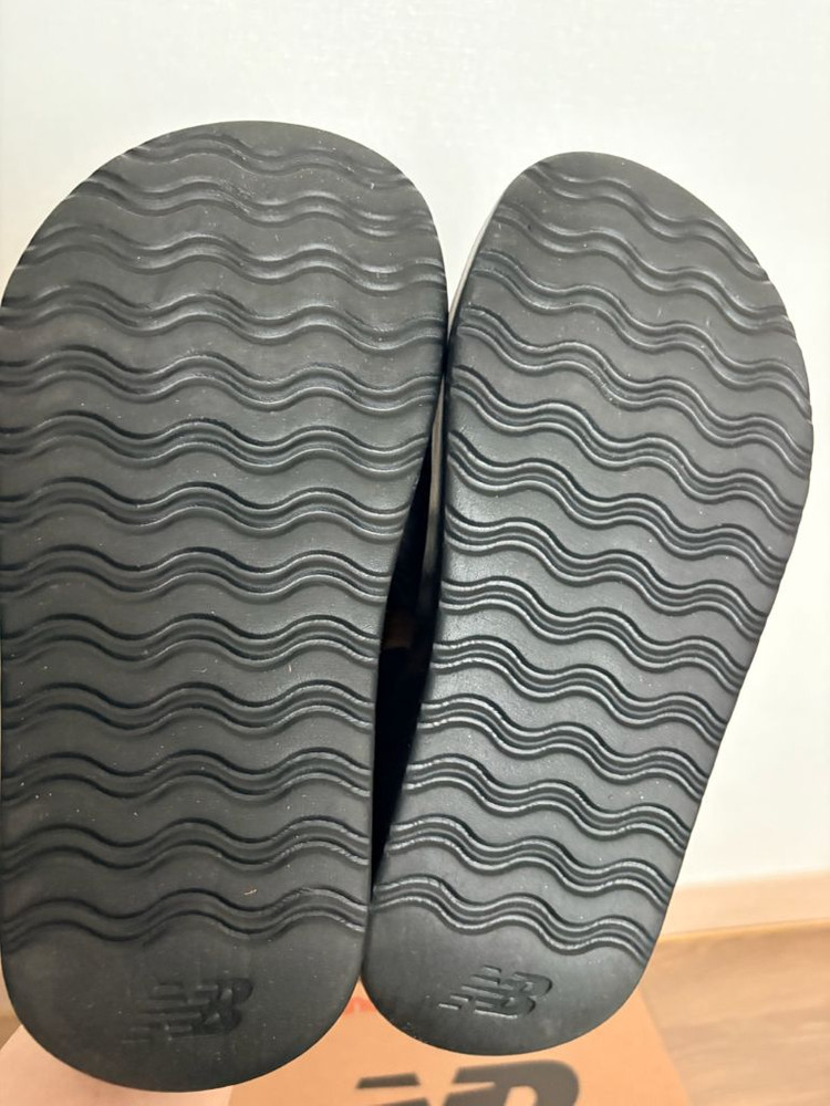 뉴발란스 SD2509BK 230 이미지