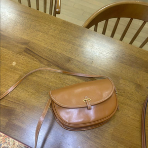 페퍼윤윤 크로스백