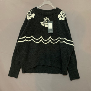 새상품 XS 마커스루퍼 로즈 장미 오버핏 니트