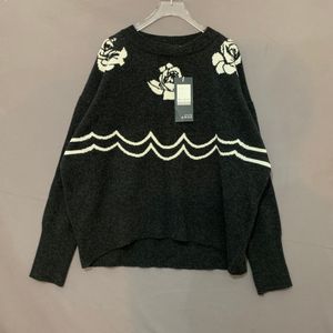 새상품 XS 마커스루퍼 로즈 장미 오버핏 니트