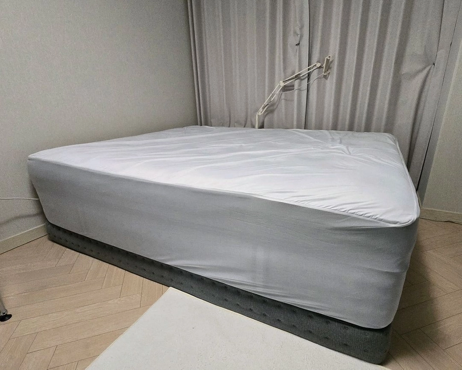 브랜드리스 모피어스 킹사이즈 매트리스 이미지