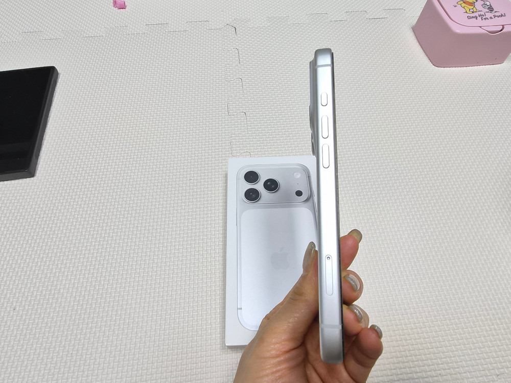 아이폰17프로 실버 256G 배터리100%--1