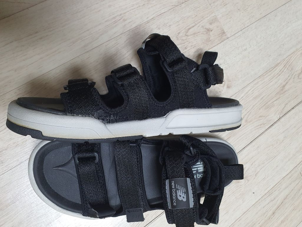 280 뉴발란스 정품 샌들 신발 280사이즈 완전좋아요--2