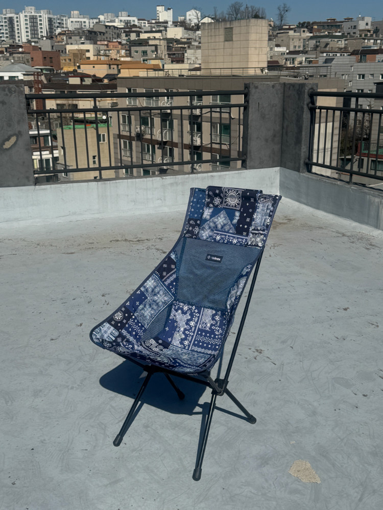 헬리녹스 선셋 체어 블루 반다나 퀼트 상태 S--0