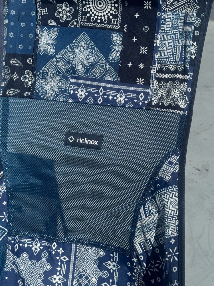 헬리녹스 선셋 체어 블루 반다나 퀼트 상태 S--1