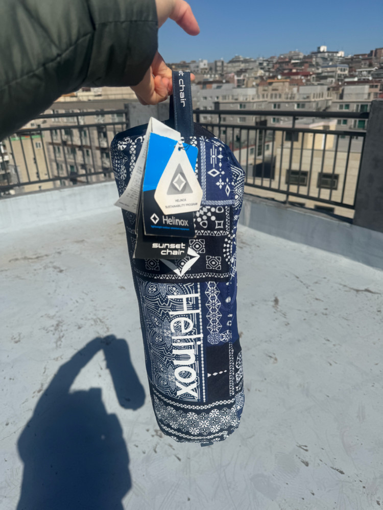 헬리녹스 선셋 체어 블루 반다나 퀼트 상태 S--2