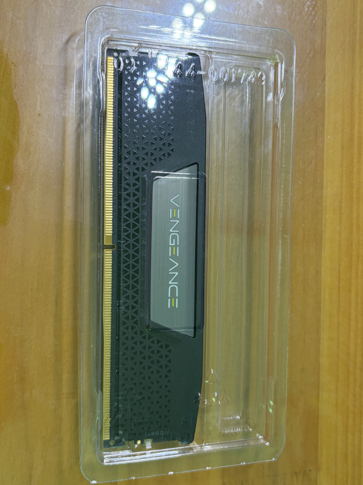 커세어 벤젠스 DDR5 5200MHz 램 32gb (Corsair VENGEANCE)--2