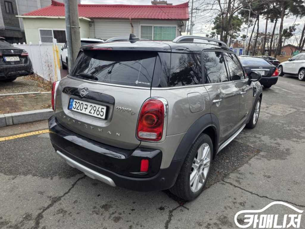[미니]컨트리맨 (F60) 2.0 쿠퍼 D ALL4 하이트림 (5인승) #3월급매--2