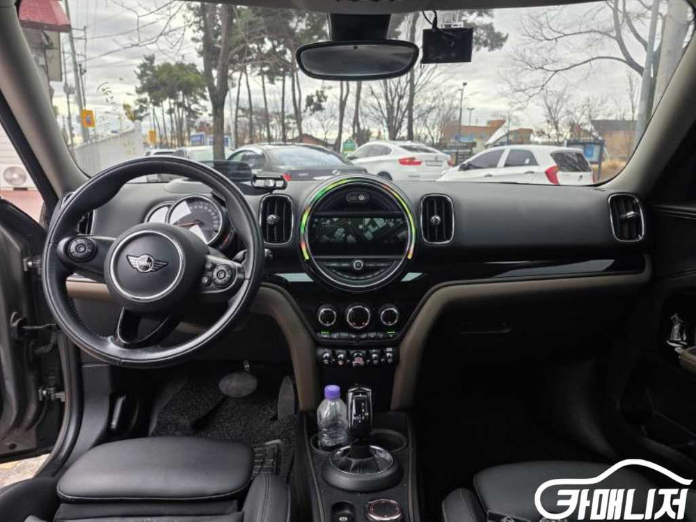 [미니]컨트리맨 (F60) 2.0 쿠퍼 D ALL4 하이트림 (5인승) #3월급매--6