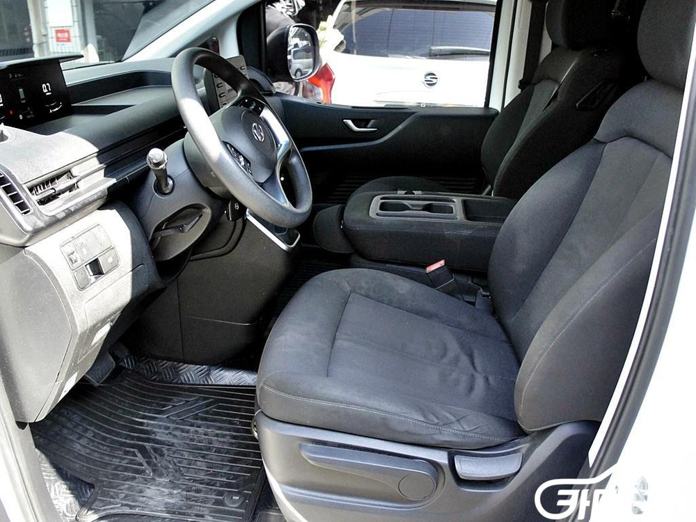 [현대]스타리아 2WD 디젤 카고 스마트 3인승 (3인승) #3월급매--4