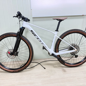 스캇 스케일930 화이트 m사이즈 판매합니다