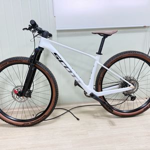 스캇 스케일930 화이트 m사이즈 판매합니다