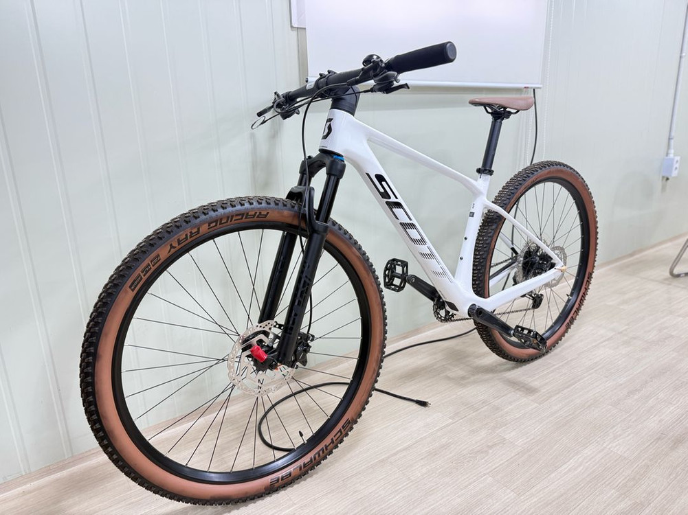 스캇 스케일930 화이트 m사이즈 판매합니다--1