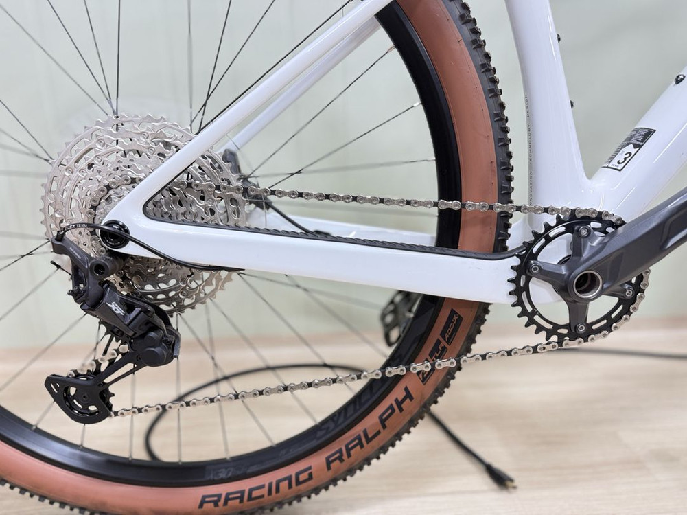 스캇 스케일930 화이트 m사이즈 판매합니다--6