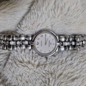 UNIVERSAL GENEVE 유니버셜 제니브 쿼츠 시계