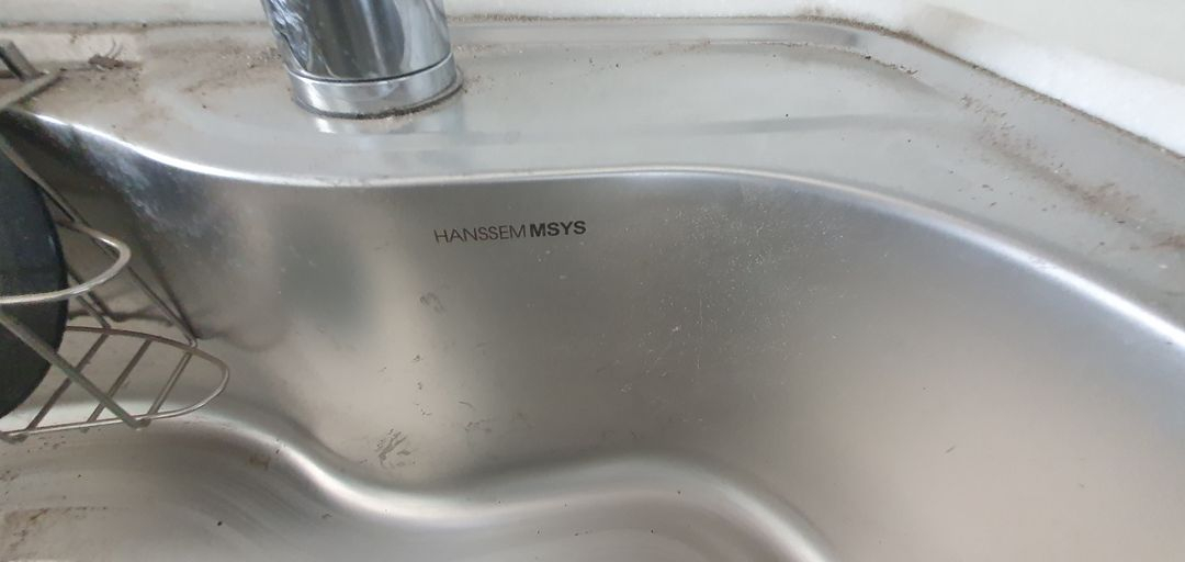 가정용 씽크대 새 제품입니다. 이미지