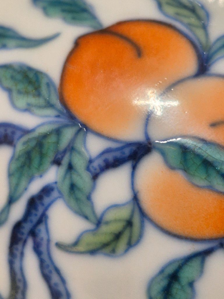 중국도자기 분채 투채 파도 복숭아 도안 병 이미지