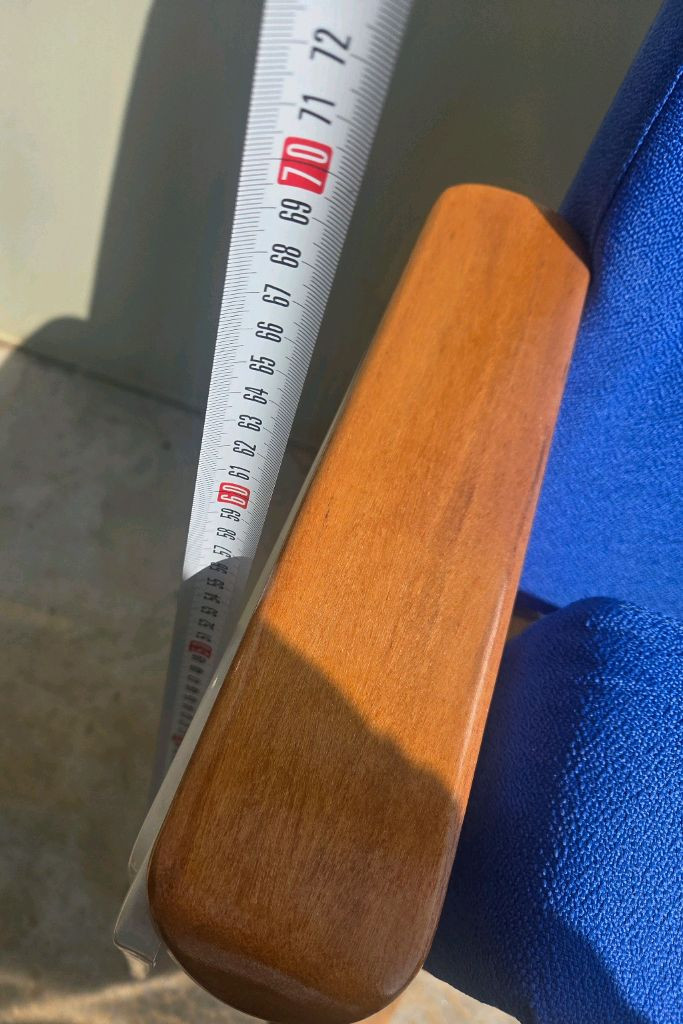 강의실 강당 영화관 대기실 문화센터 공연장 극장 등받이 접이식의자 이미지