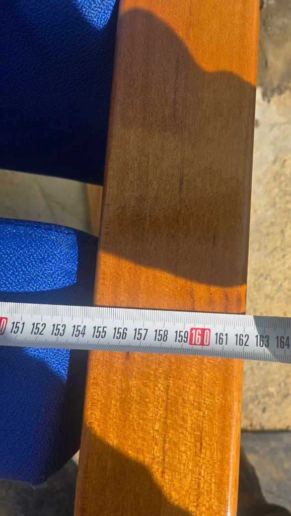 강의실 강당 영화관 대기실 문화센터 공연장 극장 등받이 접이식의자 이미지