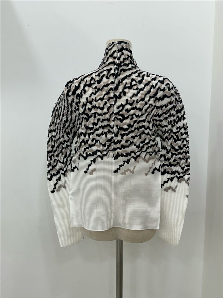 이세이미야케 가디건 반팔 set--3