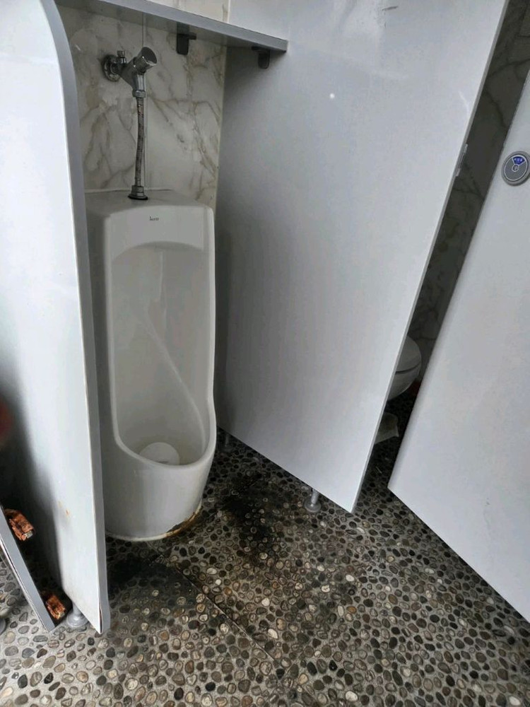 2.5x3. 최신형. 단기간사용. 수세식. 화장실컨테이너--4