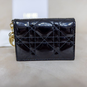 디올 레이디 까나쥬 지갑