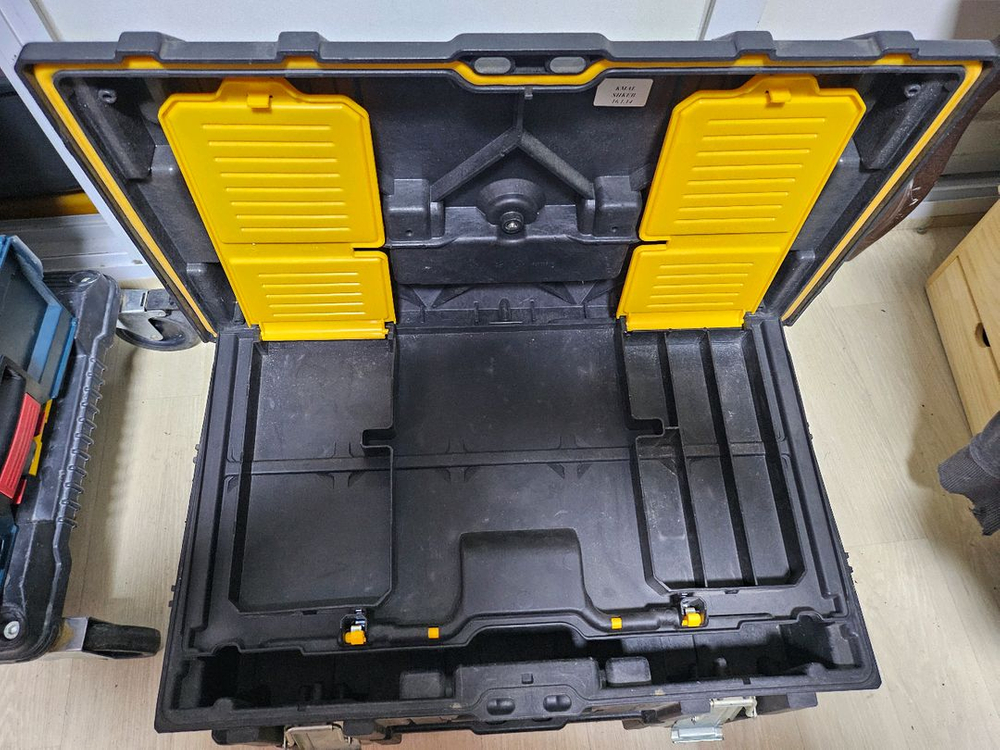 디월트 터프시스템 공구함 3개 이미지