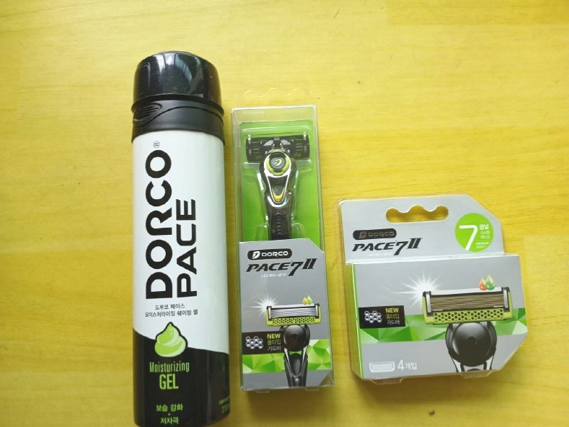 [미개봉] 도루코 7중날 PACE 3D 모션 면도기+날 8, 도루코 7중날 PACE 7 II 면도기+4개+쉐이빙젤--3