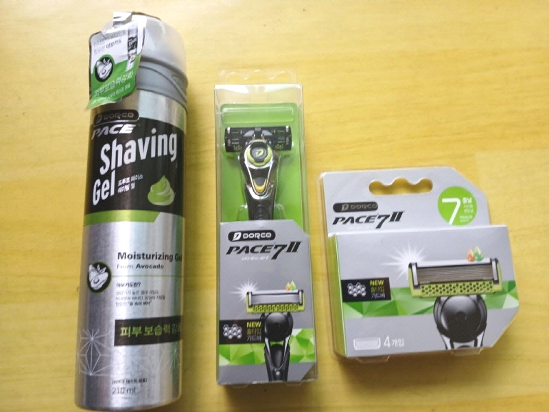 [미개봉] 도루코 7중날 PACE 3D 모션 면도기+날 8, 도루코 7중날 PACE 7 II 면도기+4개+쉐이빙젤--4