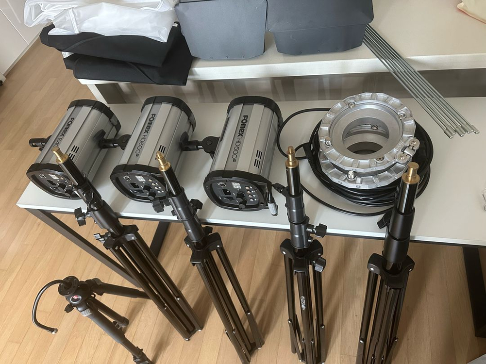 Fomex HD600 2개/E400 1개스트로보 조명 세트 이미지