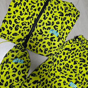 히로 바막 반바지140 set (하의로고테두리 까짐)